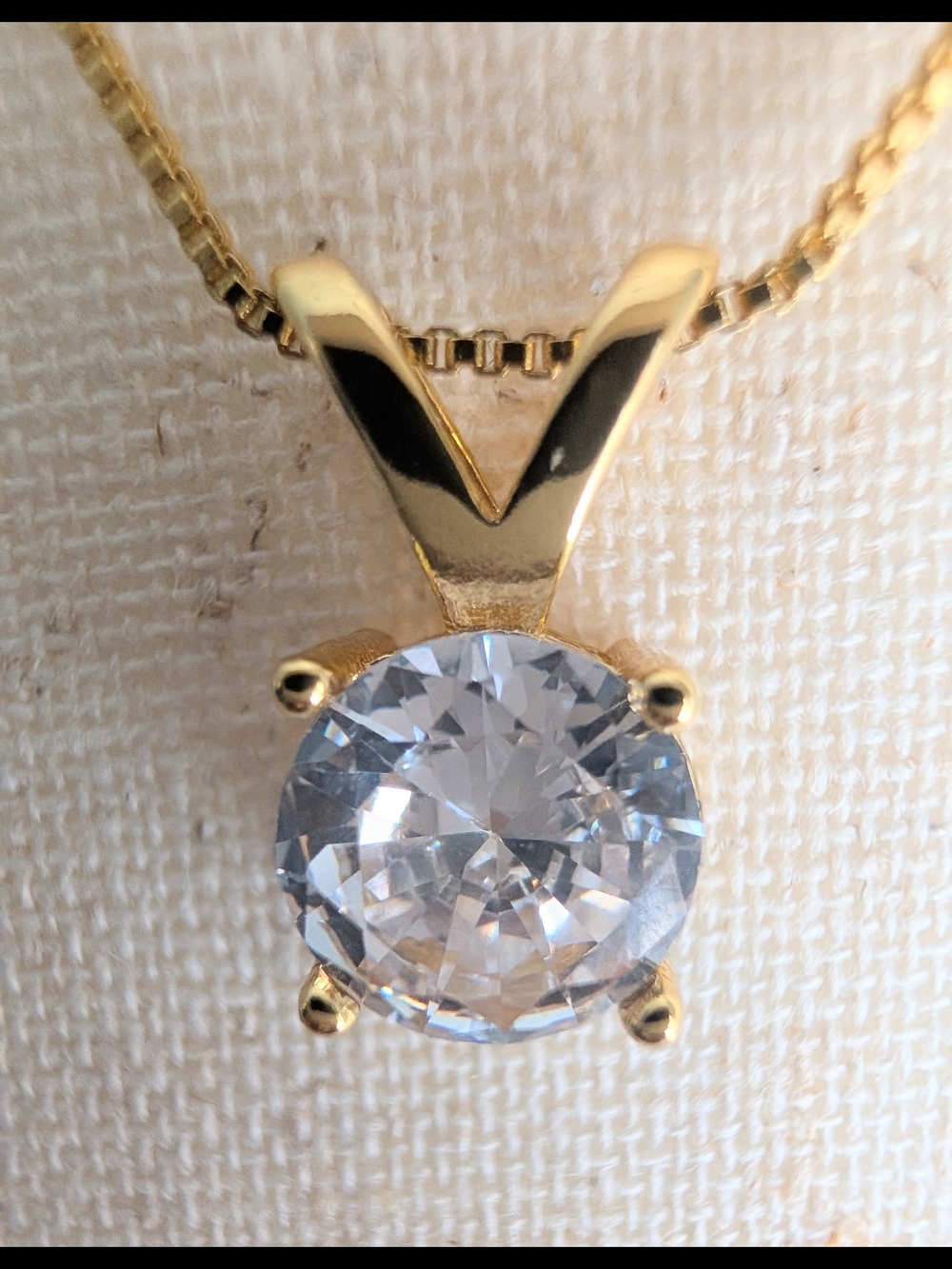 2 carat Gold Solitaire Moissanite Pendant Necklace Moissanite (Gold over Silver) - Picture 6 of 11